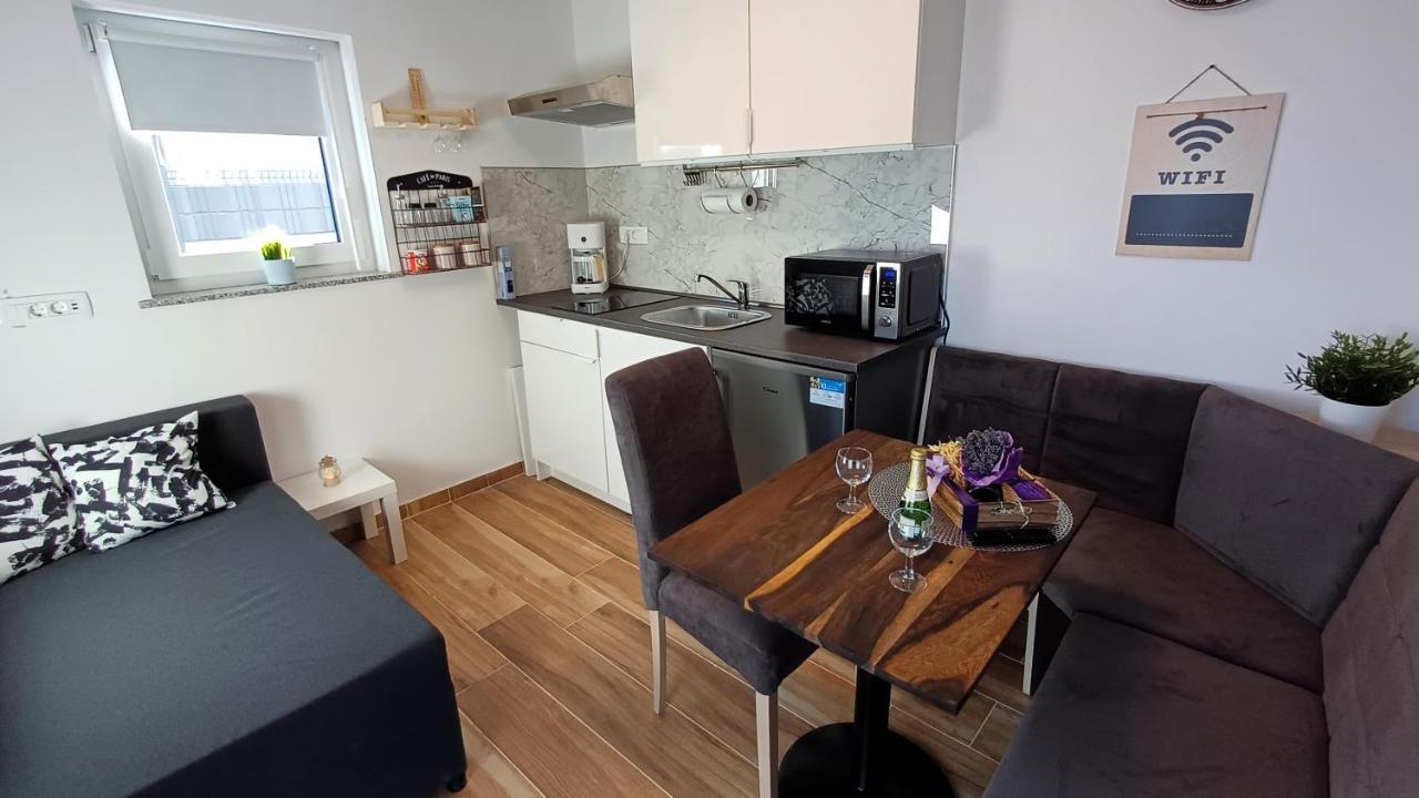 Apartmaji Stars Mavcice المظهر الخارجي الصورة